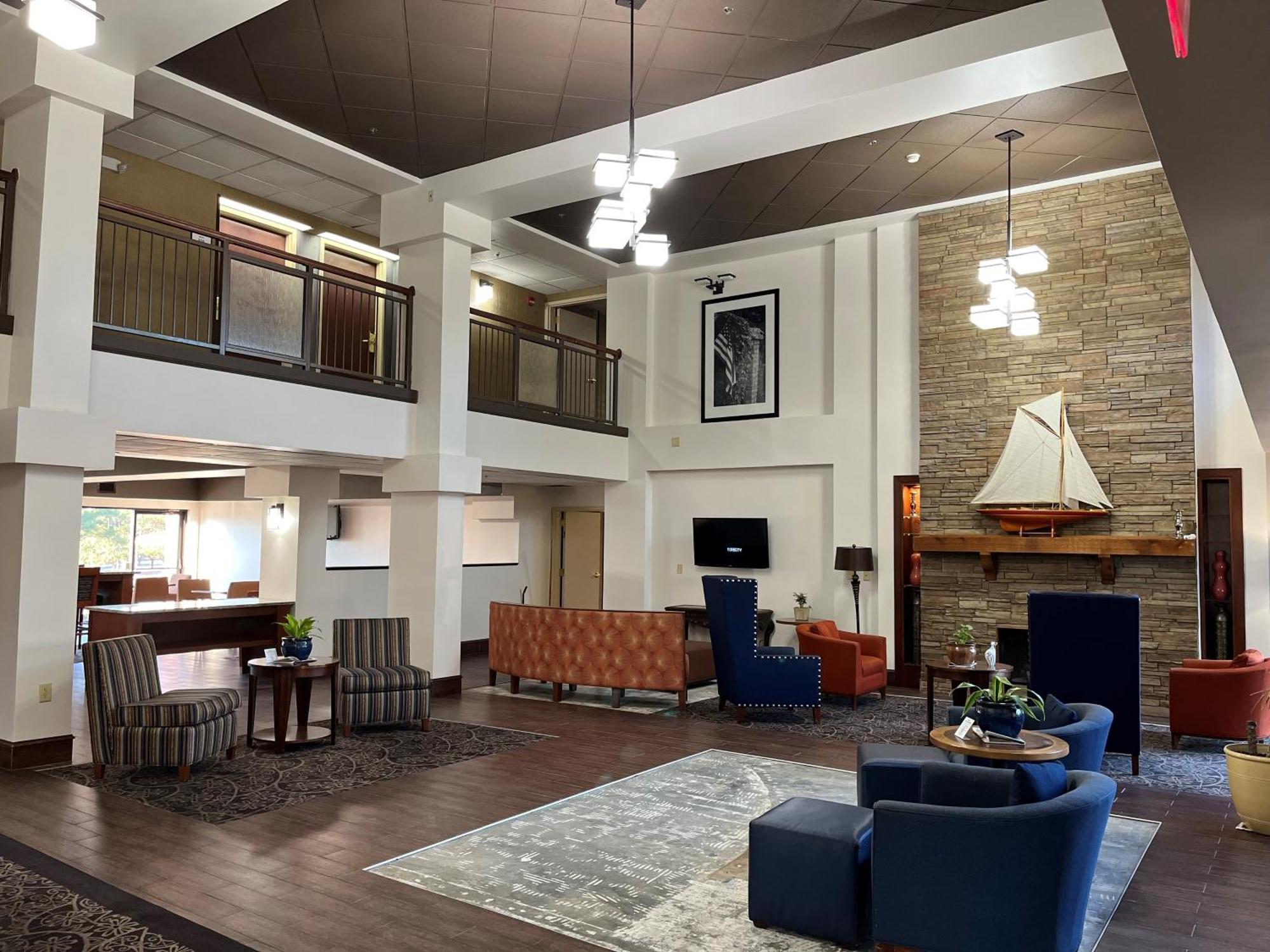 Hamilton Inn Birmingham-Бессемер Екстер'єр фото